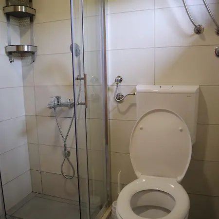 Krsmanovic Dom wakacyjny *